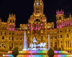 Though it is an important square all the time we suggest don't miss the nighttime view of the square it is awesome.